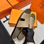 Dép Hermes Nam Da Epsom (Sần) Màu Rêu Like Auth