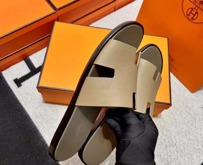 Dép Hermes Nam Da Epsom (Sần) Màu Rêu Like Auth