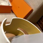 Dép Hermes Izmir da Epsom Trắng Đế Xám