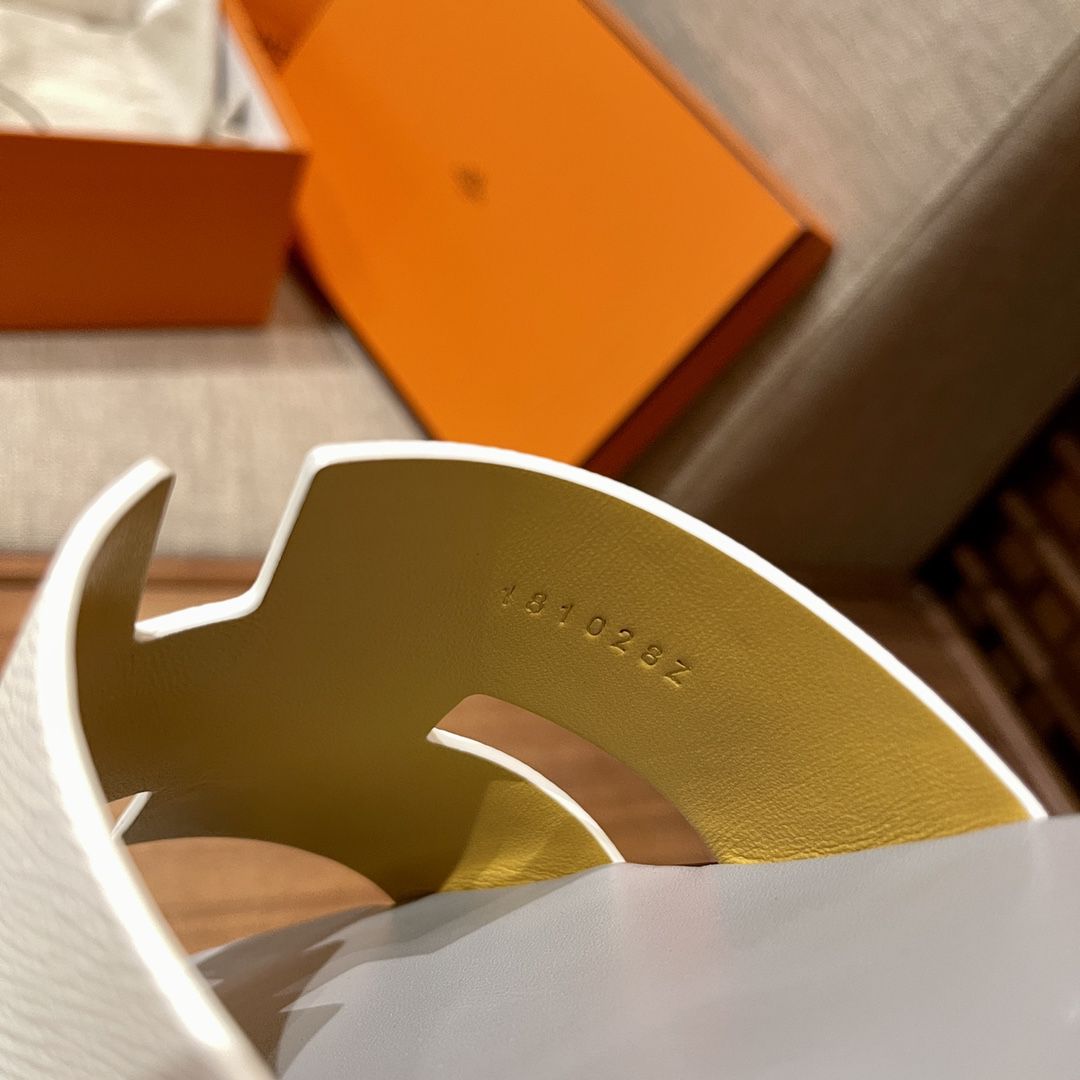 Dép Hermes Izmir da Epsom Trắng Đế Xám