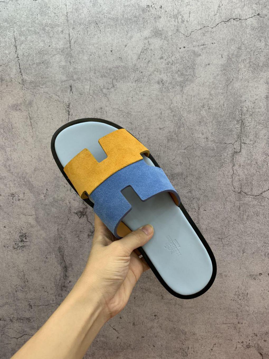 Dép Hermes Nam da Lộn 2 Màu (Bicolor) Xanh Vàng Like Auth Đế Gỗ