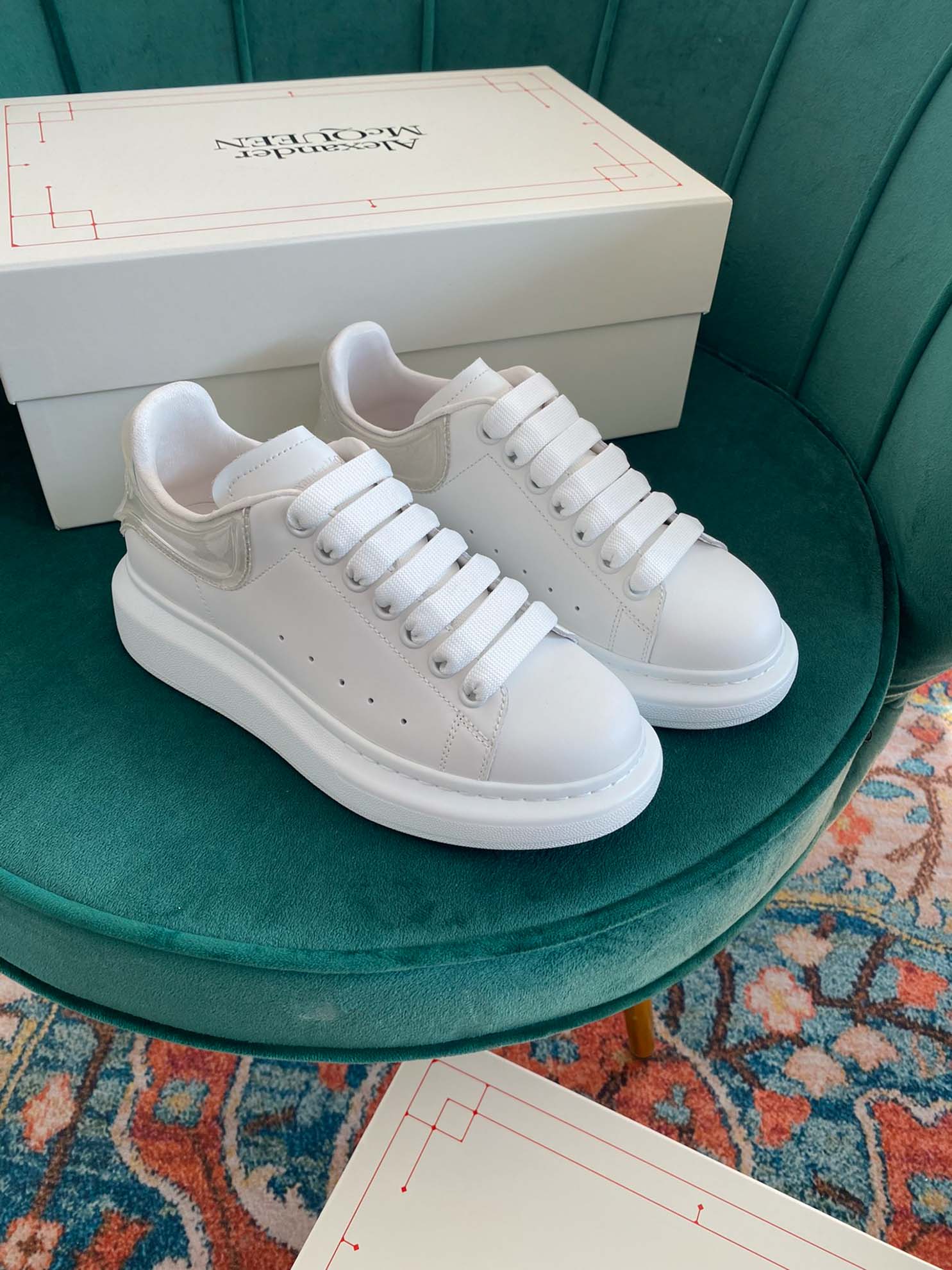 Giày Alexander Mcqueen Gót Trắng Trong