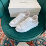 Giày Alexander Mcqueen Gót Trắng Trong