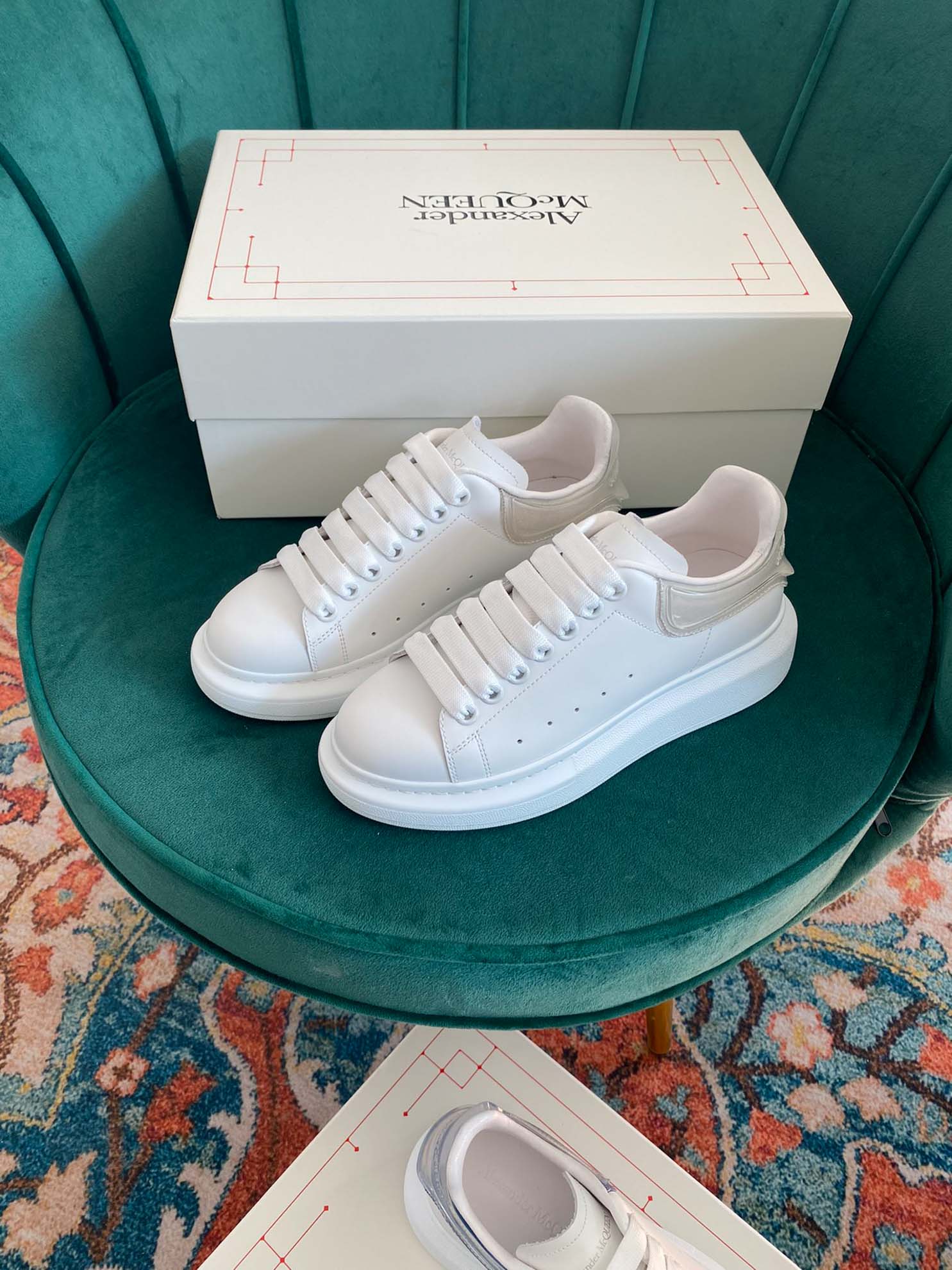 Giày Alexander Mcqueen Gót Trắng Trong