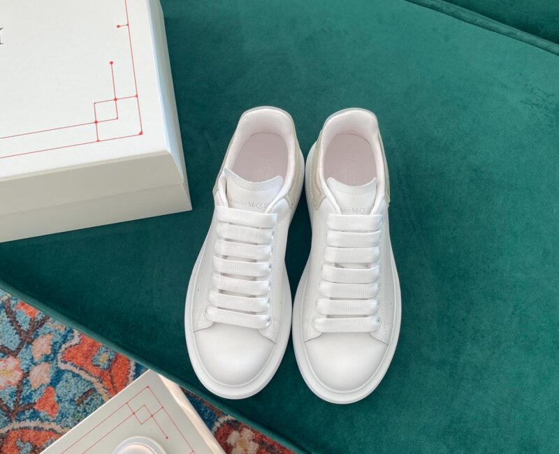 Giày Alexander Mcqueen Gót Trắng Trong