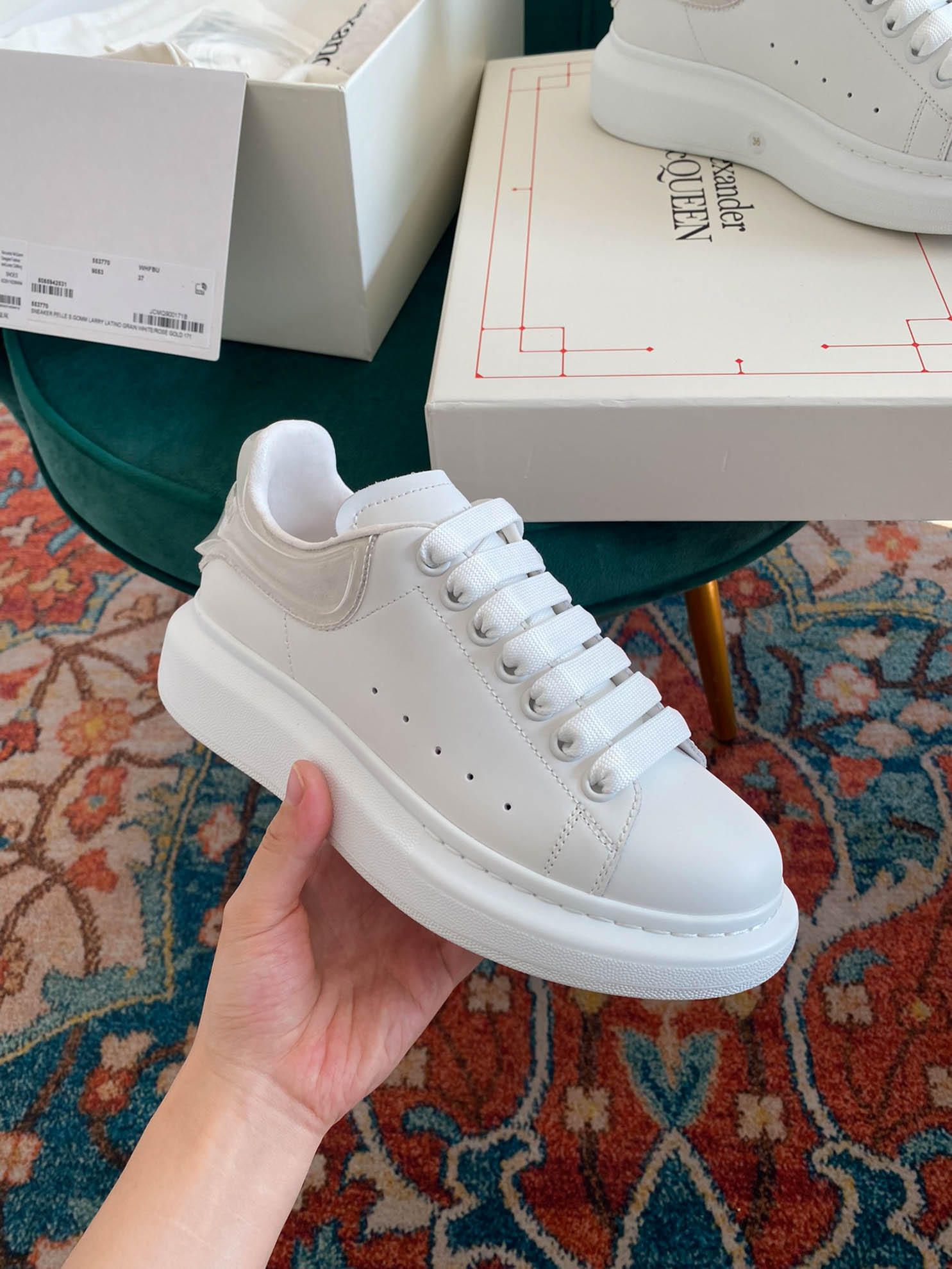 Giày Alexander Mcqueen Gót Trắng Trong