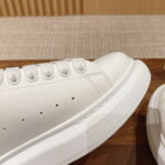 Giày Alexander McQueen Trắng gót Multicolor