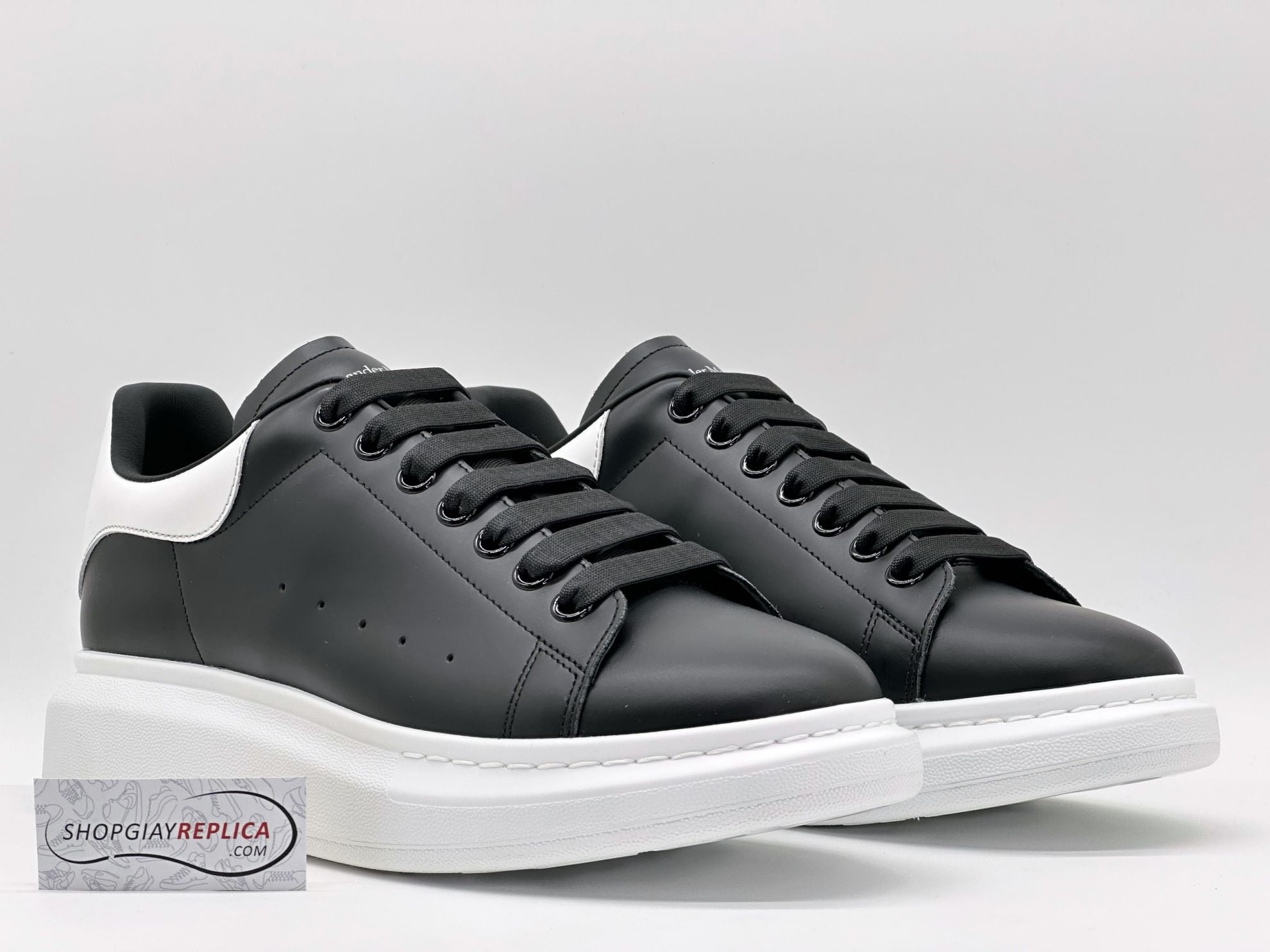 Giày McQueen Đen gót Trắng Like Auth