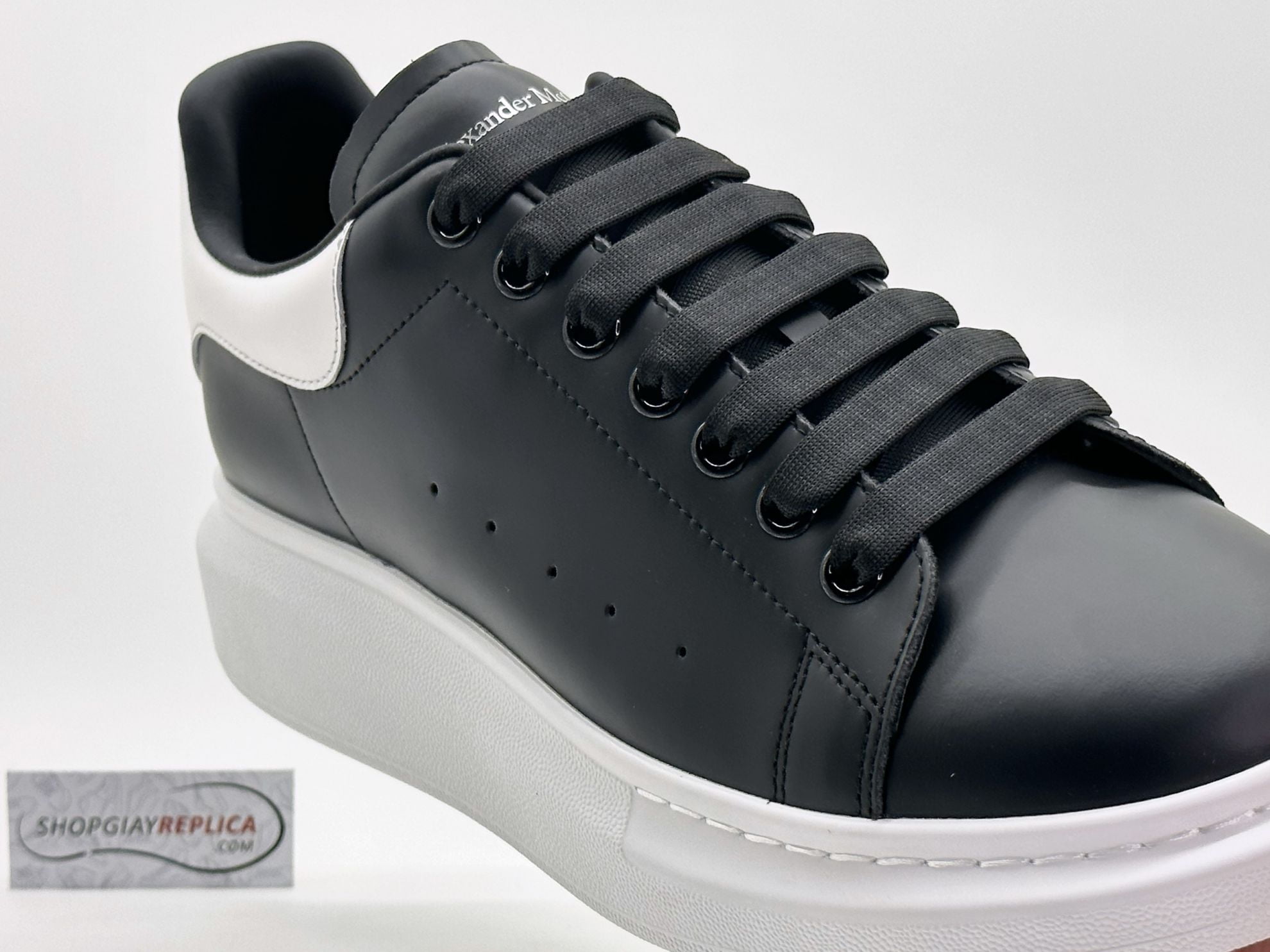 Giày Alexander McQueen Đen gót Trắng Like Auth