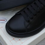Giày Alexander Mcqueen Full Black Like Auth