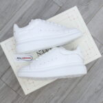 Giày Alexander Mcqueen Trắng Like Auth