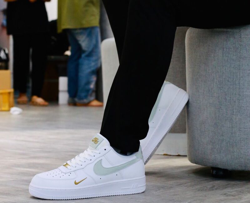 onfeet Air Force 1 Low White Grey Gold