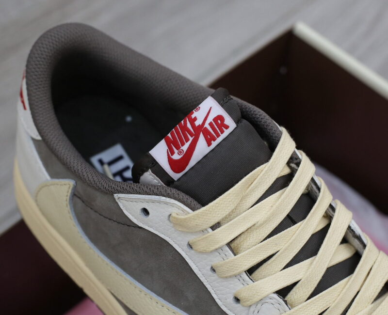 Onfeet Air Jordan 1 Low Travis Scott ‘Reverse Mocha’