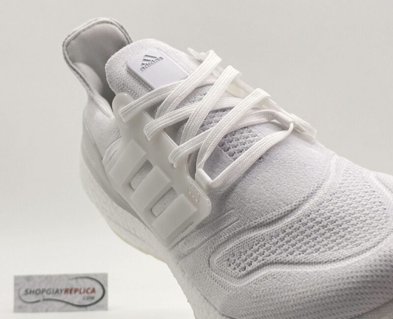 Giày Adidas UltraBoost 22 Triple White Like Auth