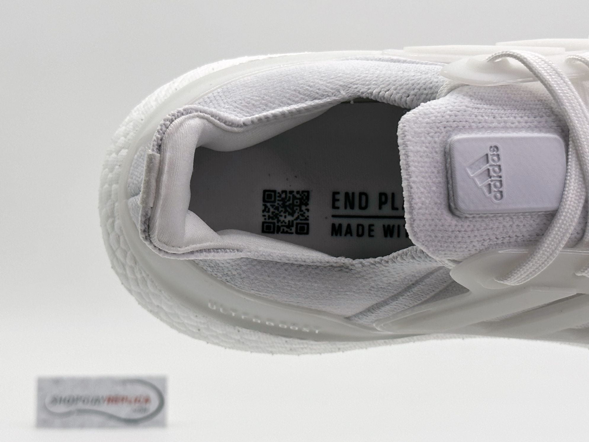 Giày Adidas UltraBoost 22 Triple White Like Auth