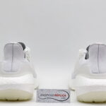 Giày Adidas UltraBoost 22 Triple White Like Auth