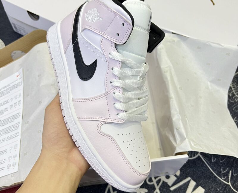 Air Jordan 1 Mid ‘Barely Rose’ Hồng