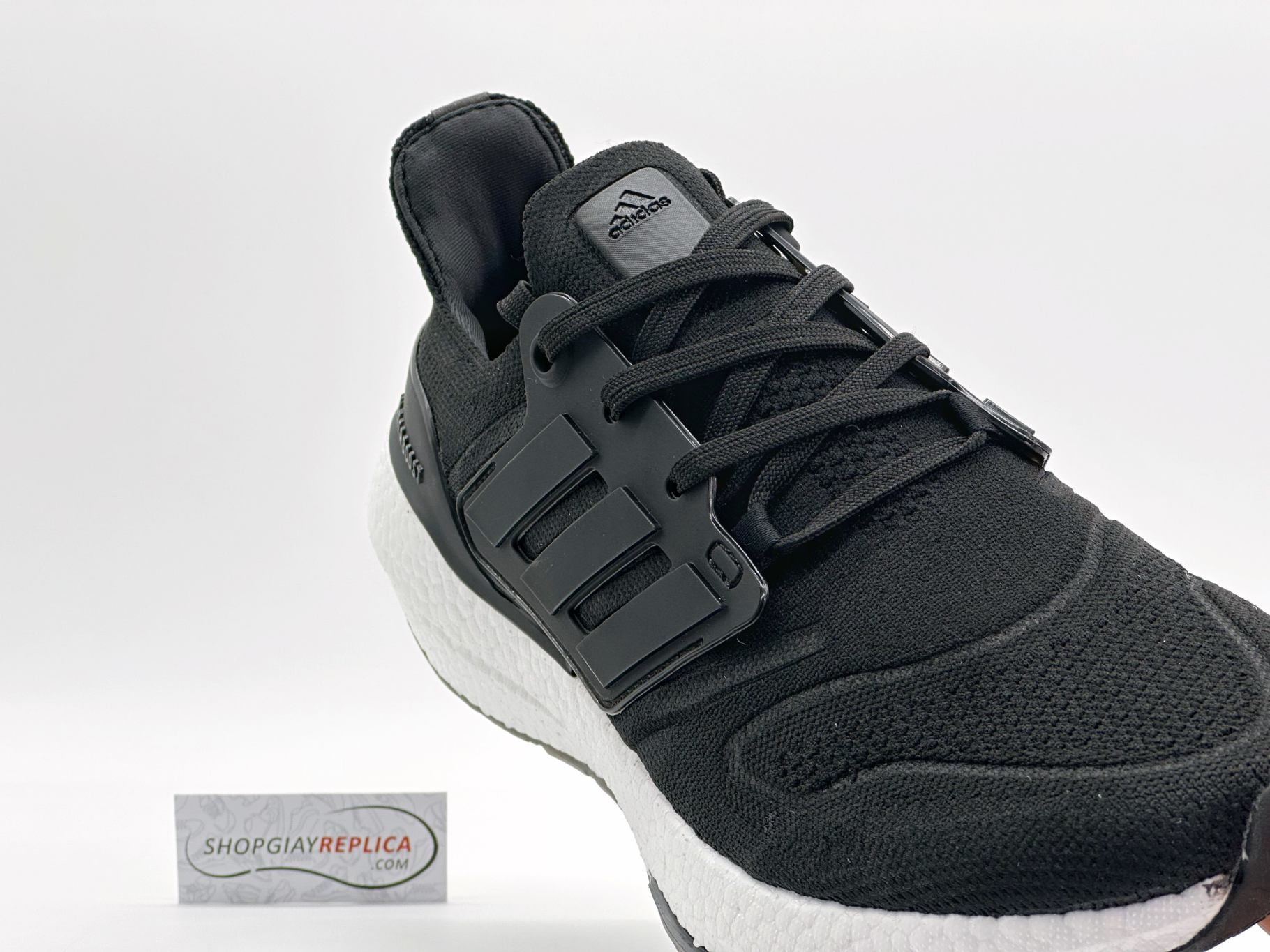 Giày Adidas UltraBoost 22 Core Black White Like Auth
