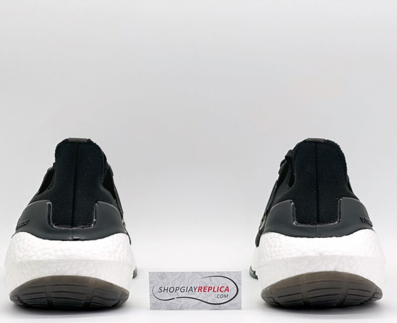 Giày Adidas UltraBoost 22 Core Black White Like Auth