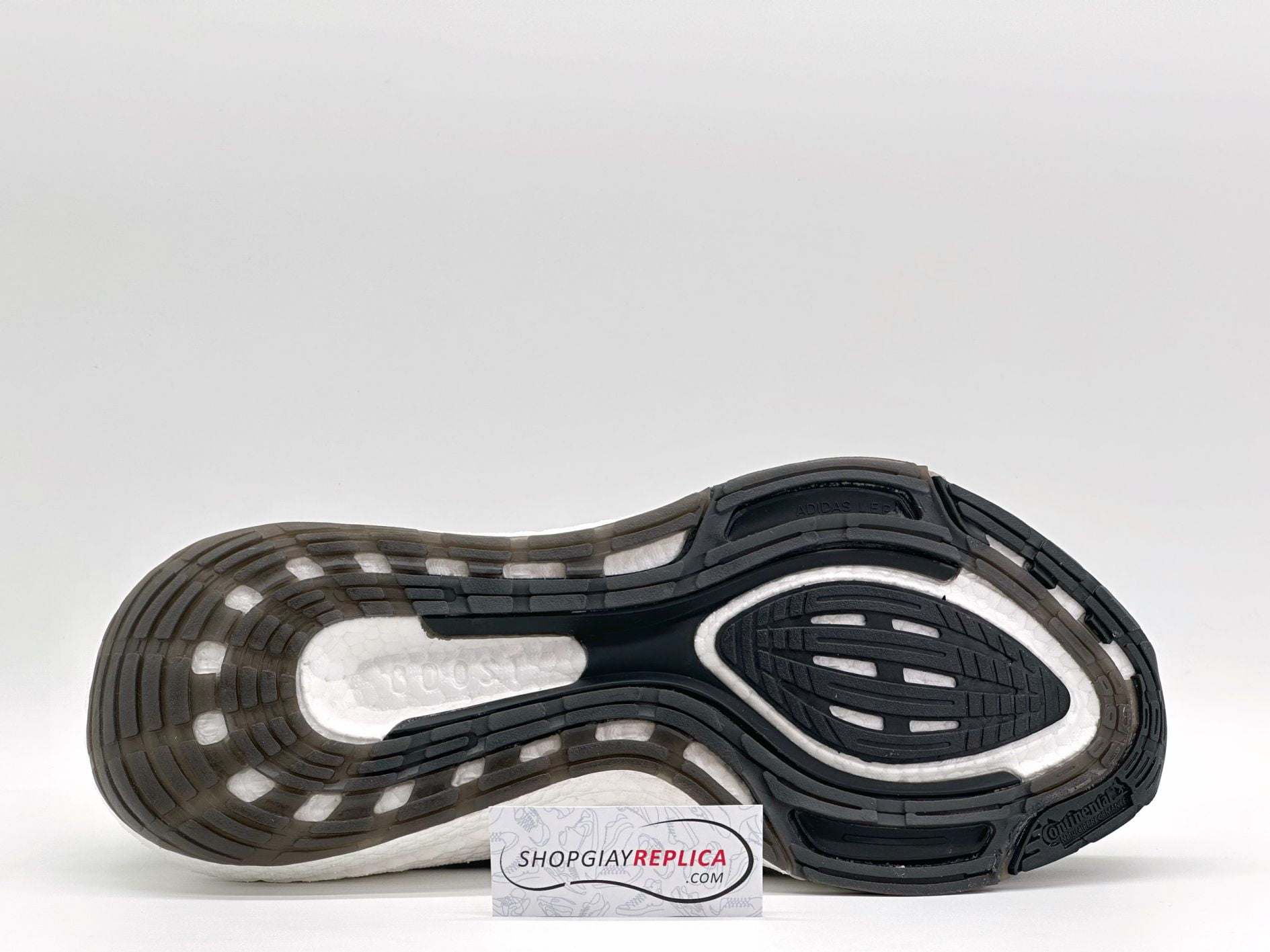 Giày Adidas UltraBoost 22 Core Black White Like Auth