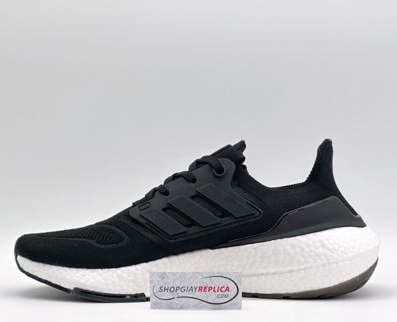 Giày Adidas UltraBoost 22 Core Black White Like Auth