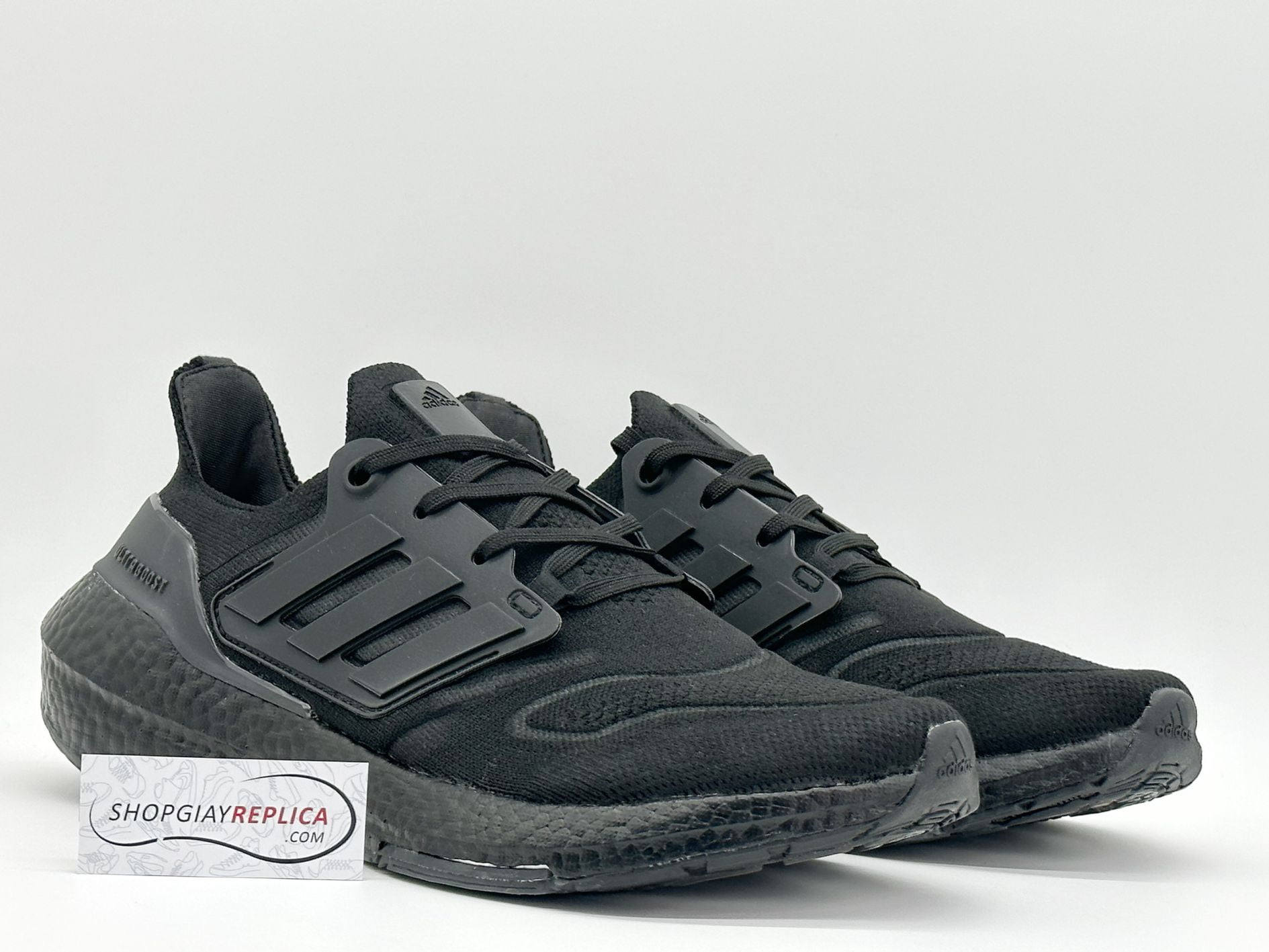 Giày Adidas UltraBoost 22 Triple Black Like Auth
