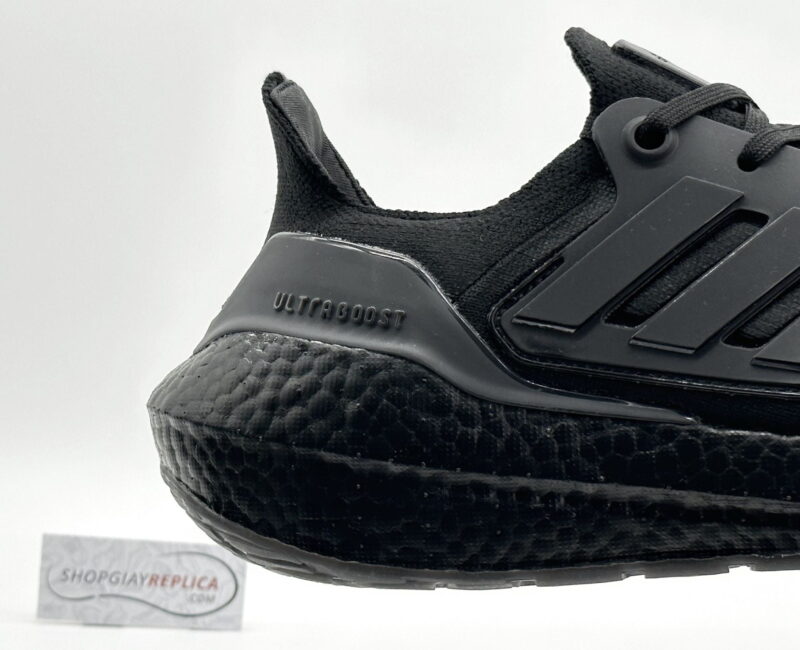 Giày Adidas UltraBoost 22 Đen Like Auth