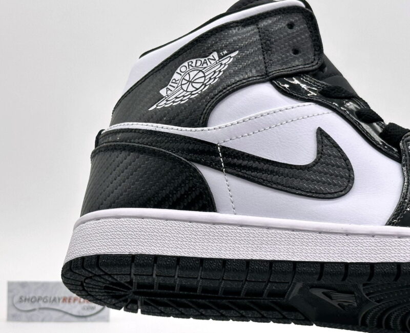 Giày Nike Air Jordan 1 Mid ‘Carbon Fiber’ Like Auth