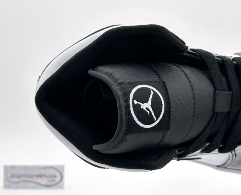 Giày Nike Air Jordan 1 Mid ‘Carbon Fiber’ Like Auth