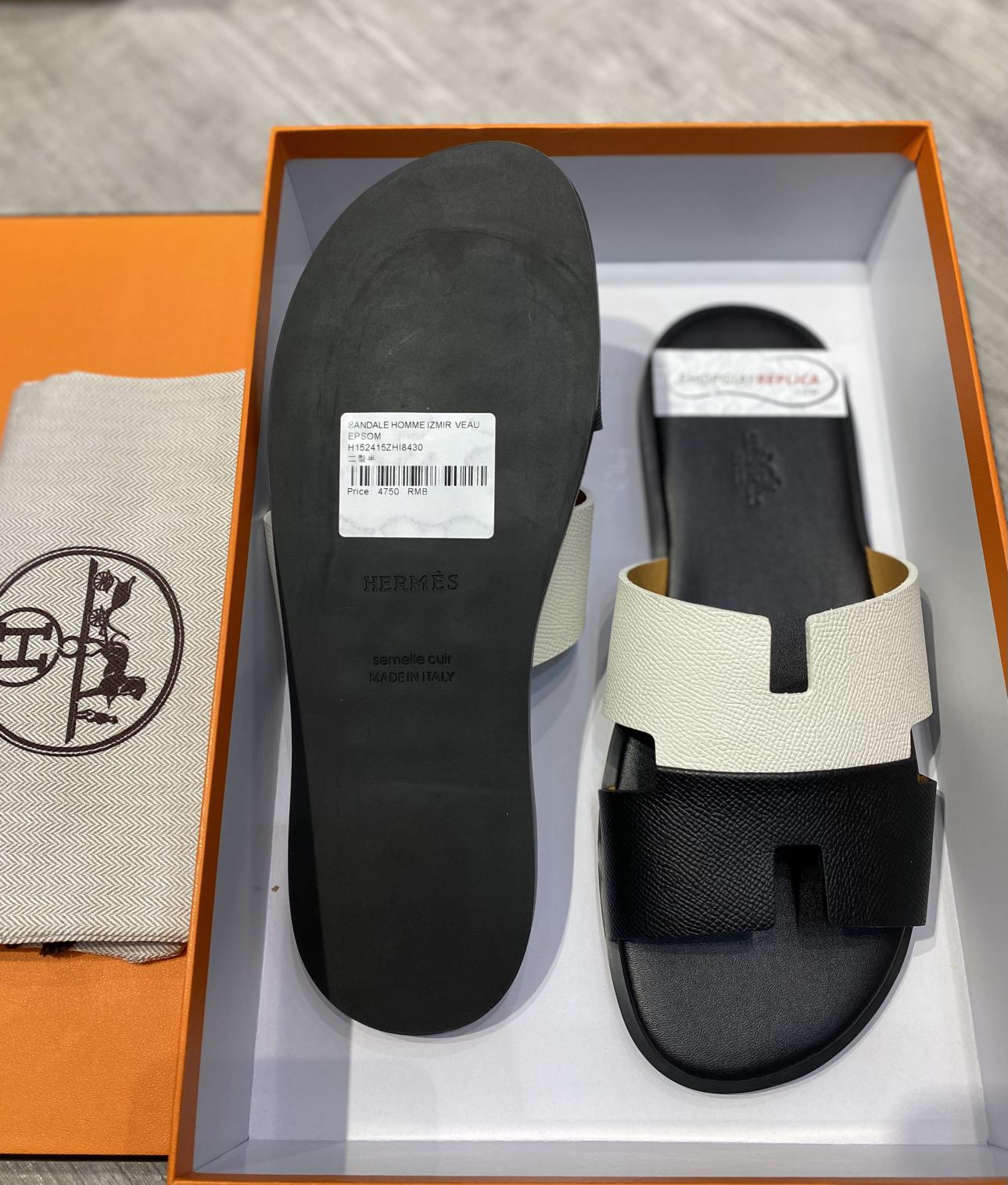 đế gỗ Dép Hermes Nam da Epsom (Sần) Bicolor Trắng Đen Siêu Cấp