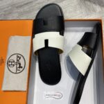 đế gỗ Dép Hermes Nam da Epsom (Sần) Bicolor Trắng Đen Siêu Cấp