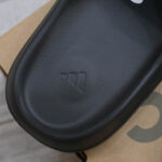 Dép Adidas Yeezy Slide ‘Onyx Black’ ( 2022 vân Nhám )