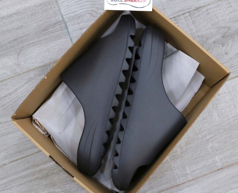 Dép Adidas Yeezy Slide ‘Onyx Black’ ( 2022 vân Nhám )