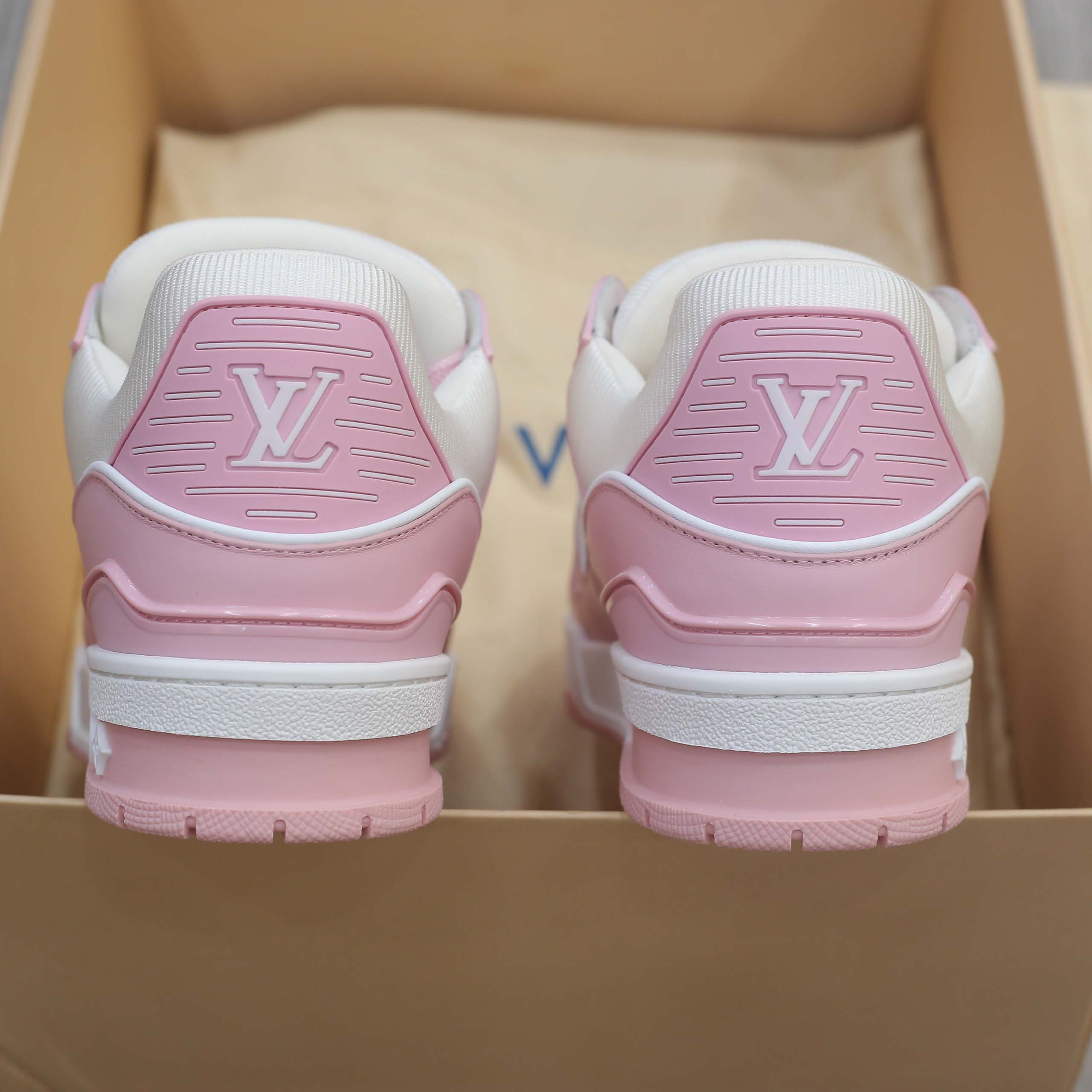 Giày Louis Vuitton Lv Trainer Monogram Pink Best Quality