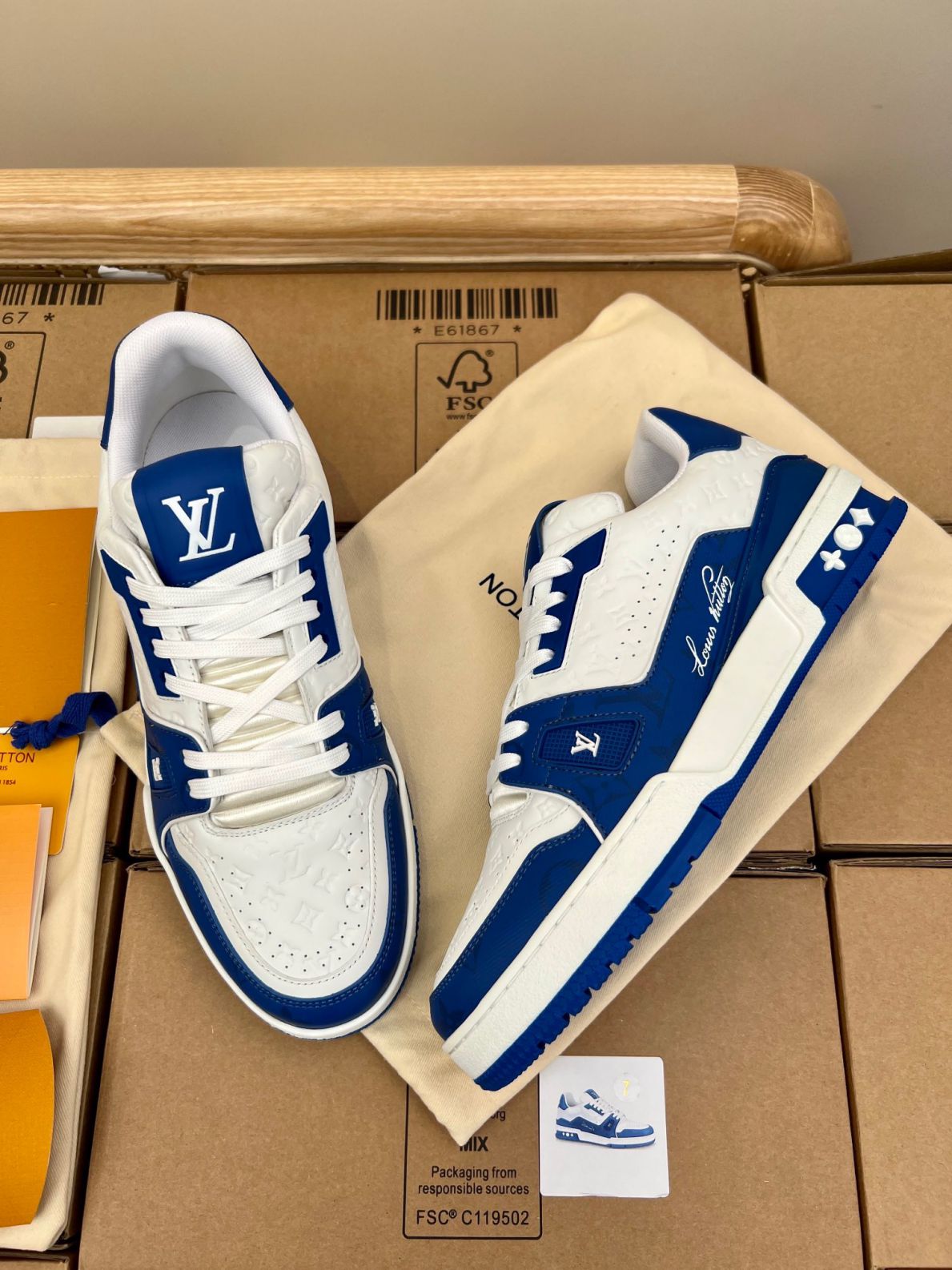 Giày Louis Vuitton Lv Trainer #54 Signature Blue White Like Auth