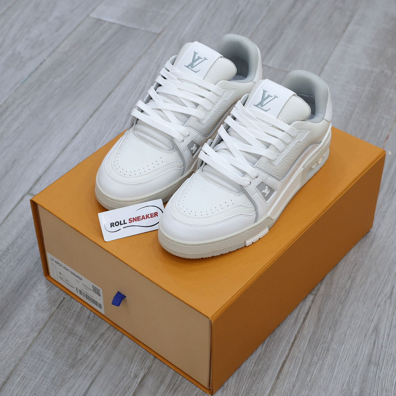 Giày Louis Vuitton Lv Trainer #54 Signature White Like Auth