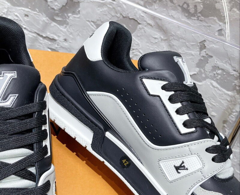 Giày Louis Vuitton LV Trainer Black Grey Like Auth