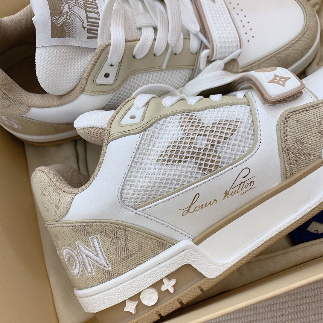 Giày Louis Vuitton Lv Trainer Monogram Beige quai Velcro Like Auth