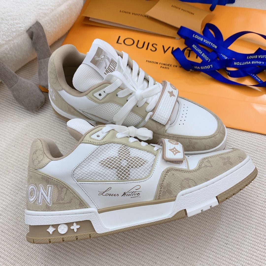 Giày Louis Vuitton Lv Trainer Monogram Beige quai Velcro Like Auth