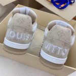 Giày Louis Vuitton Lv Trainer Monogram Beige quai Velcro Like Auth