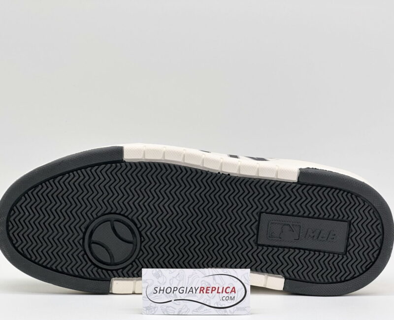 Giày MLB Chunky Liner Piano Black New York Yankees Like Auth