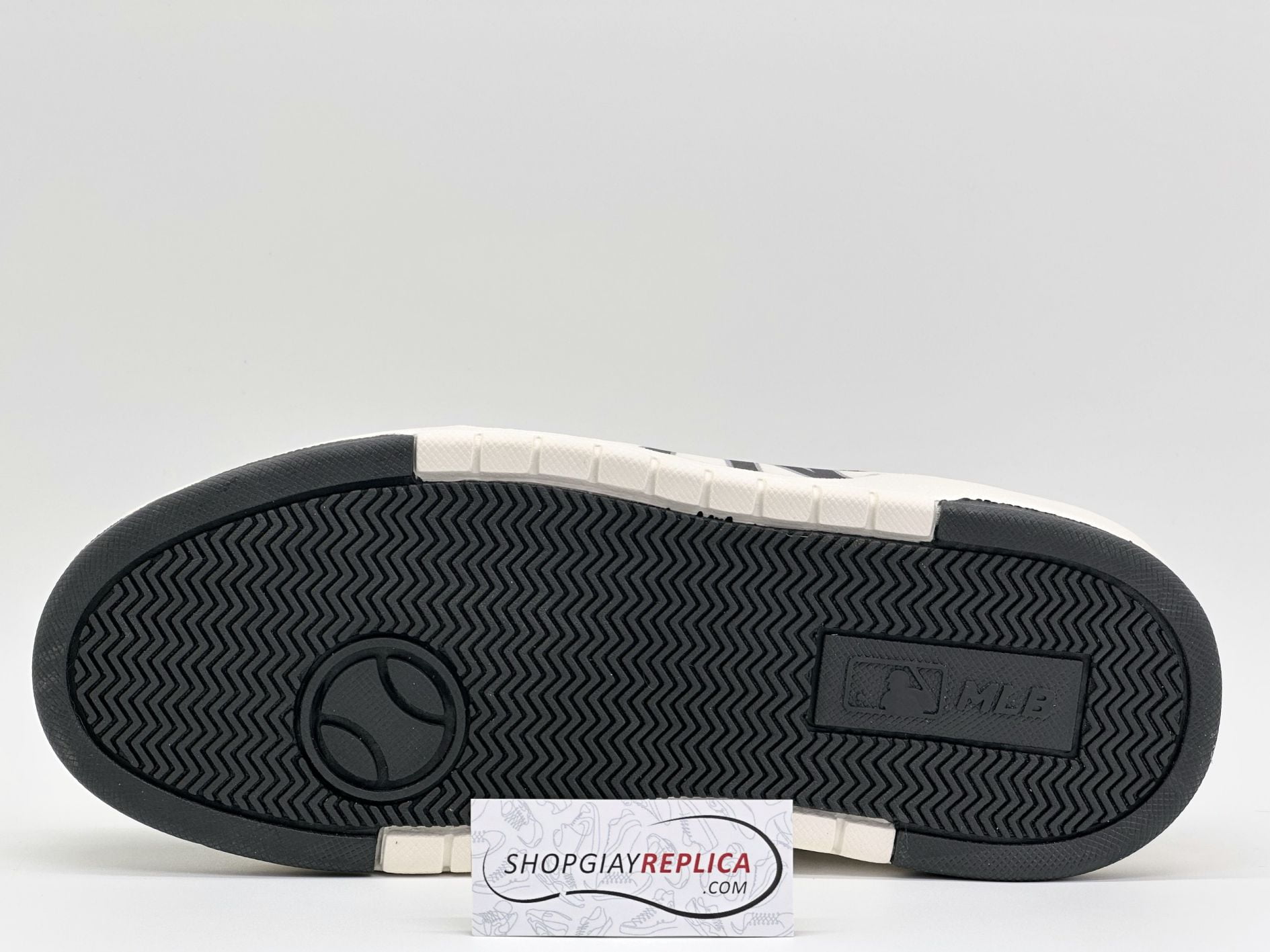 Giày MLB Chunky Liner Piano Black New York Yankees Like Auth