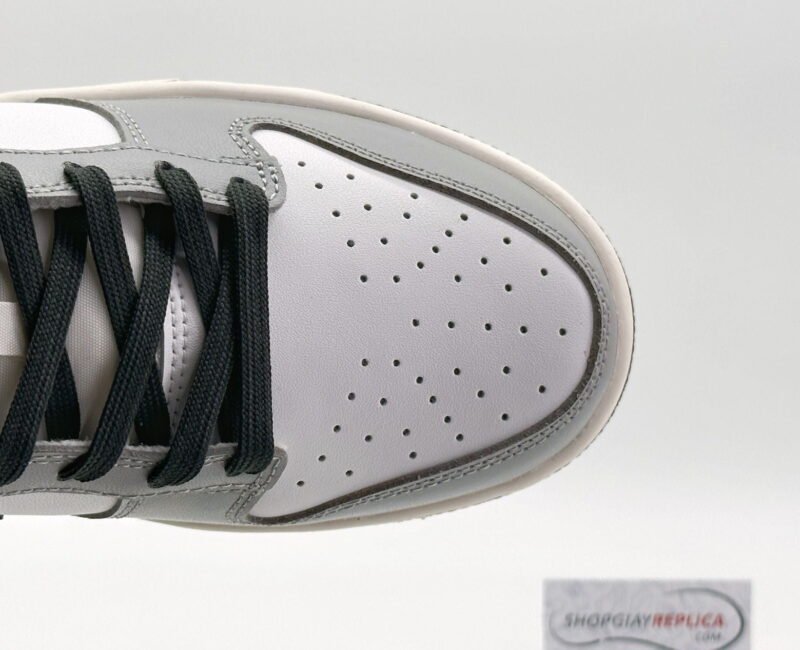 Giày Nike Dunk Low ‘Light Smoke Grey’ Like Auth