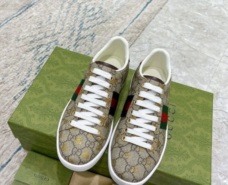 Giày Gucci Ace GG Supreme Canvas with Bees Like Auth