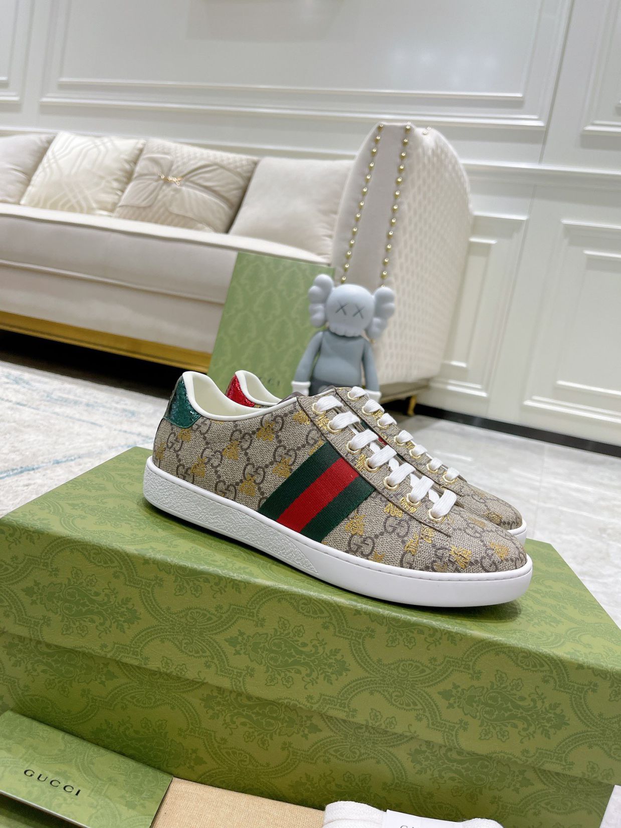 Giày Gucci Ace GG Supreme Canvas with Bees Like Auth