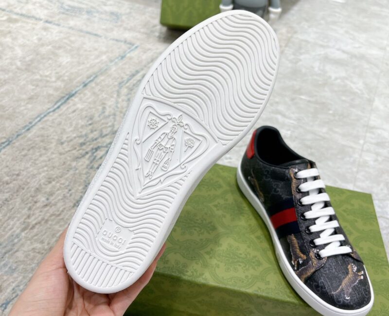 Giày Gucci ACE GG Supreme Tigers Like Auth