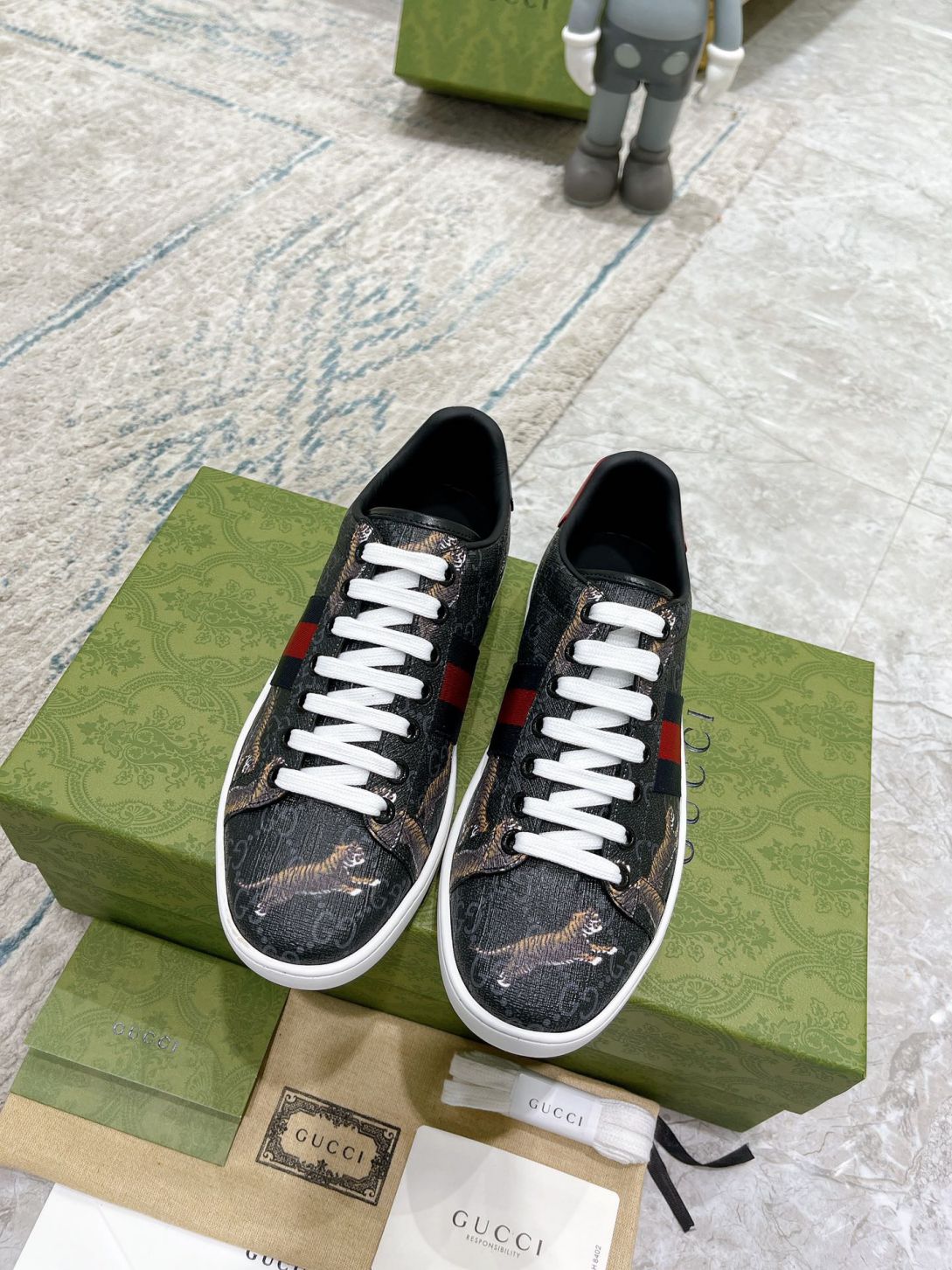 Giày Gucci ACE GG Supreme Tigers Like Auth