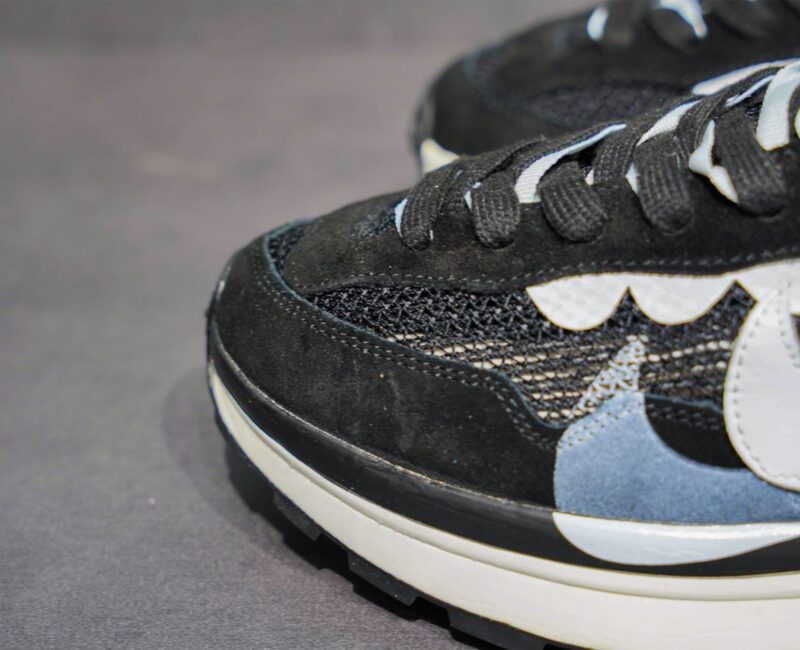 Giày Nike Sacai Vaporwaffle Black White Like Auth