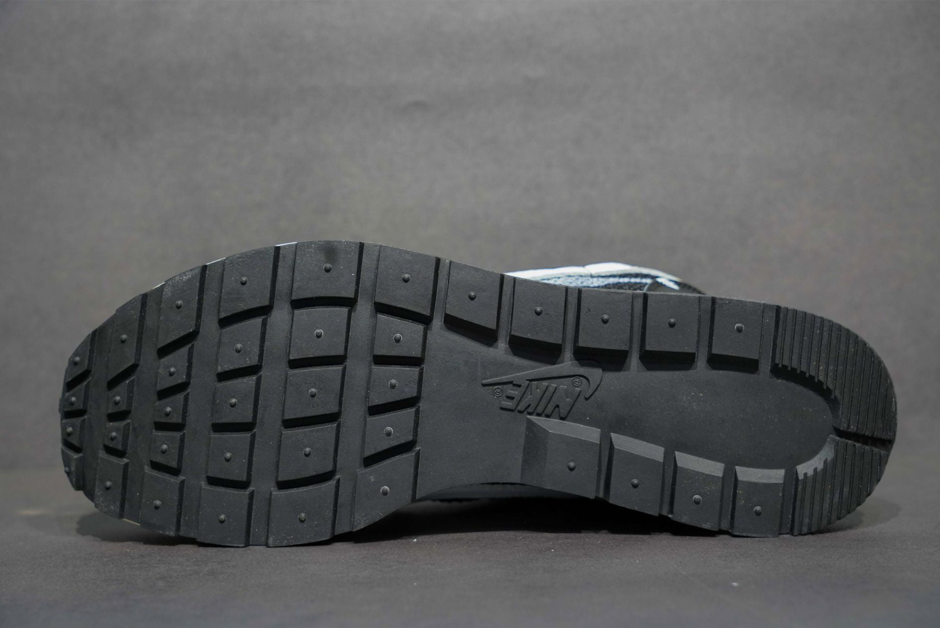 Giày Nike Sacai Vaporwaffle Black White Like Auth