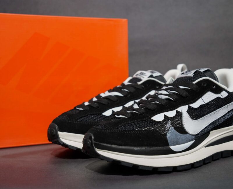 Giày Nike Sacai Vaporwaffle Black White Like Auth